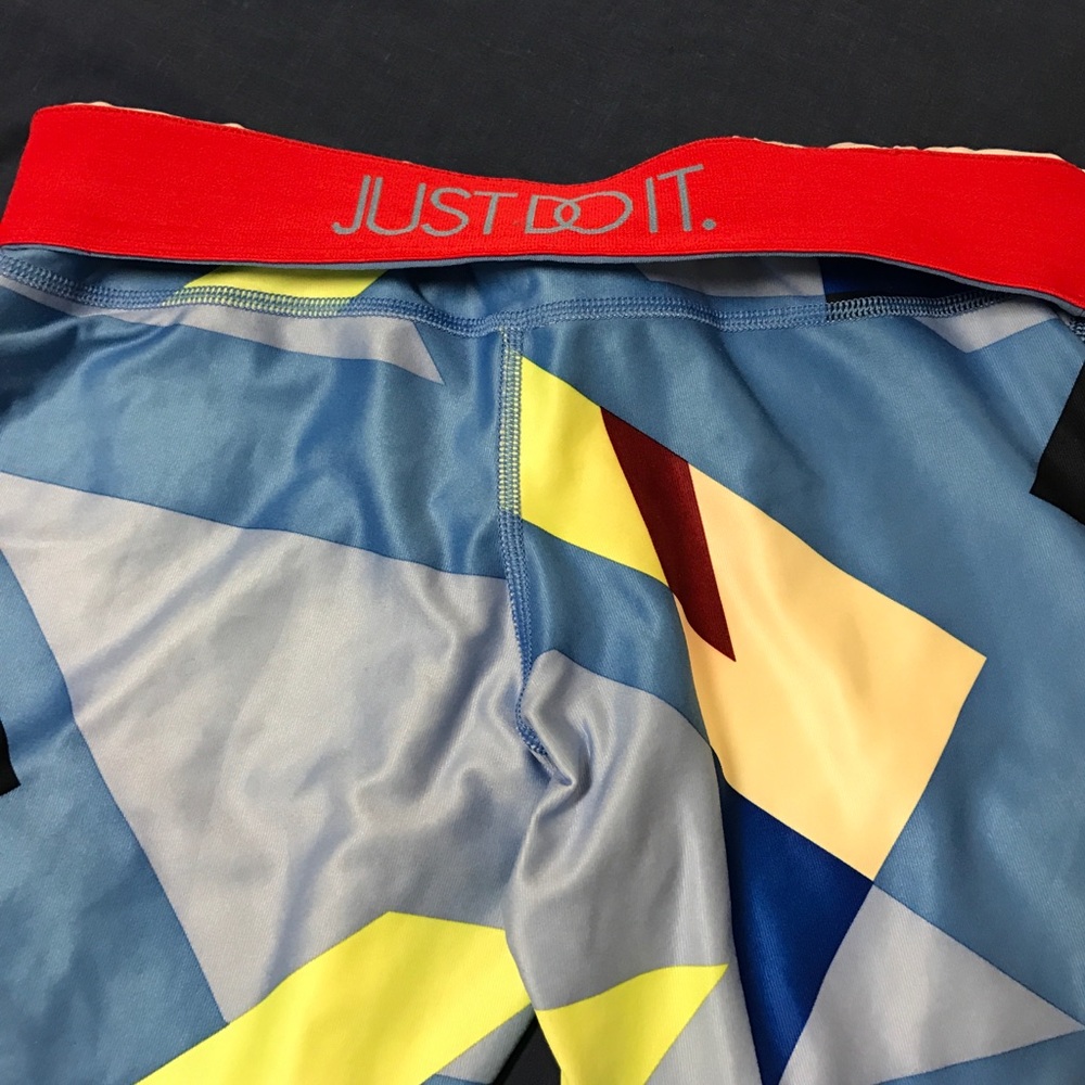 Women's Nike Capri Leggings