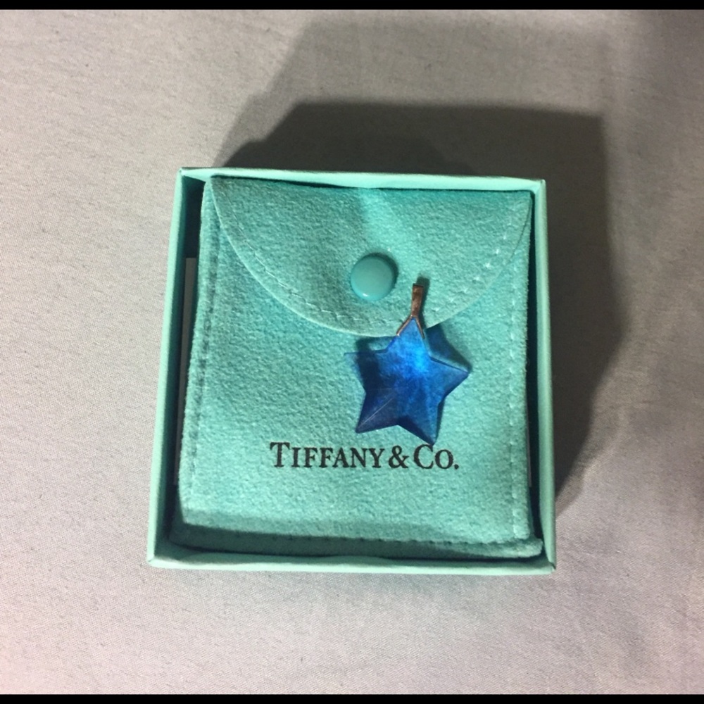 tiffany & co. brand crystal star pendant