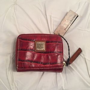 Dooney & Bourke wallet