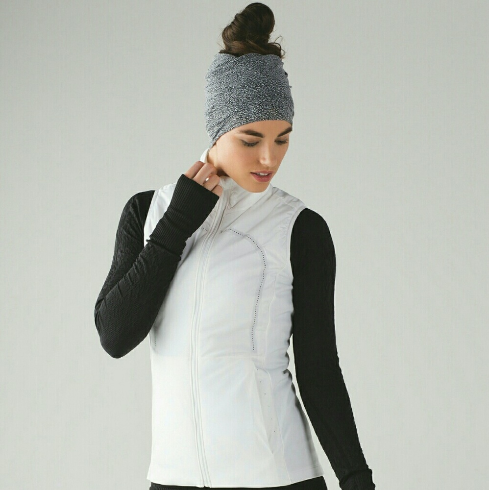 Lululemon Top Knot Toque
