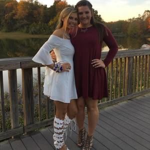 Meet your Posher, Olivia