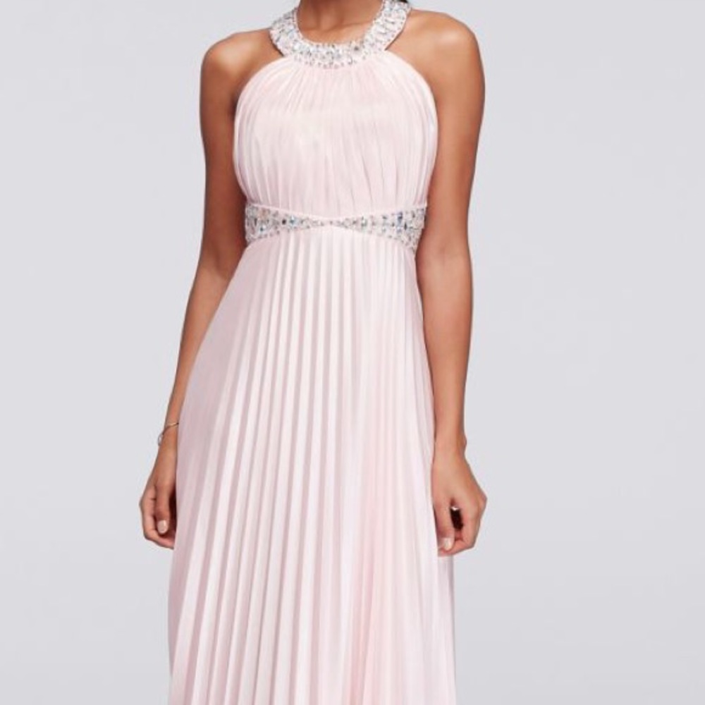 Gorgeous pink pleated dress