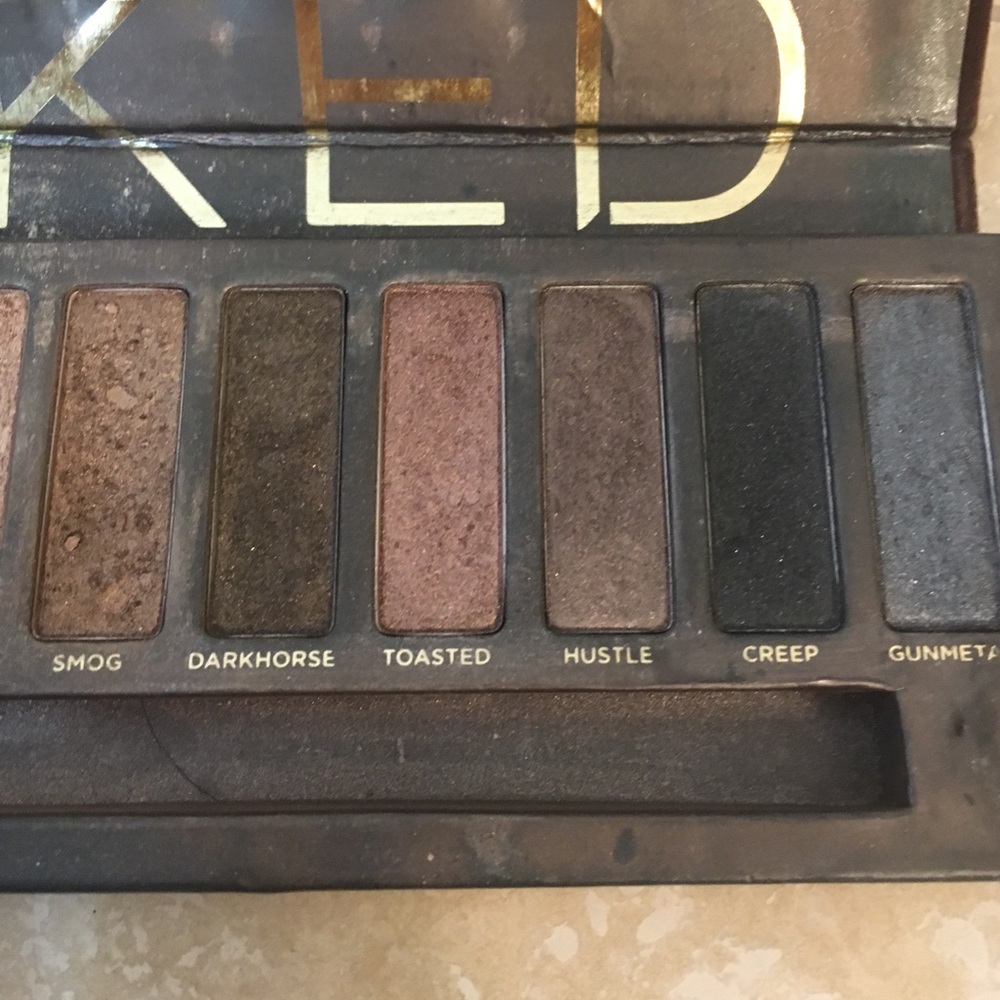 Urban Decay Naked eyeshadow palette & lipstick 💄 - Picture 3 of 7