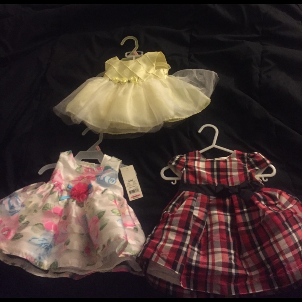 Newborn dresses