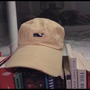 Vineyard vines yellow hat