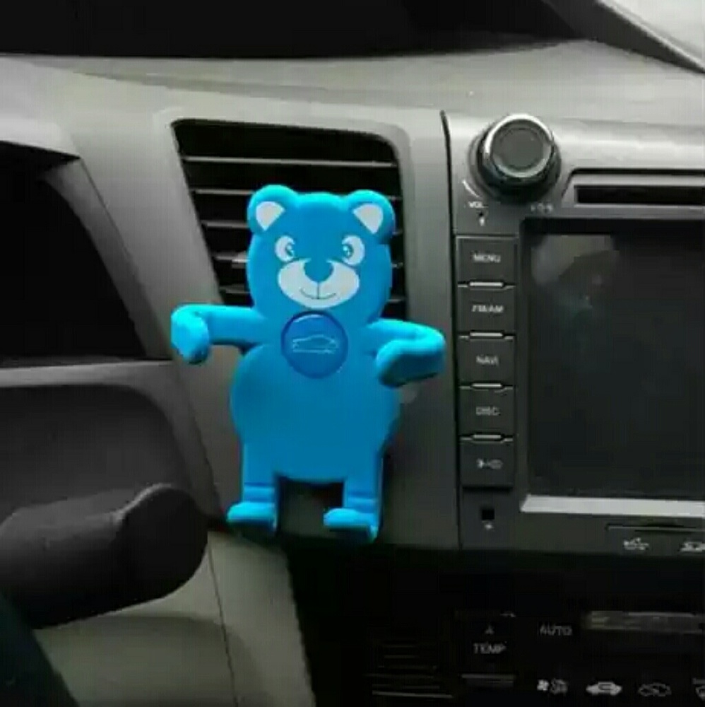 New cell phone holder for car