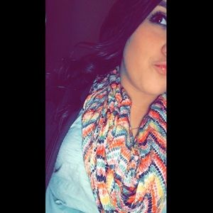 Meet your Posher, Caylee