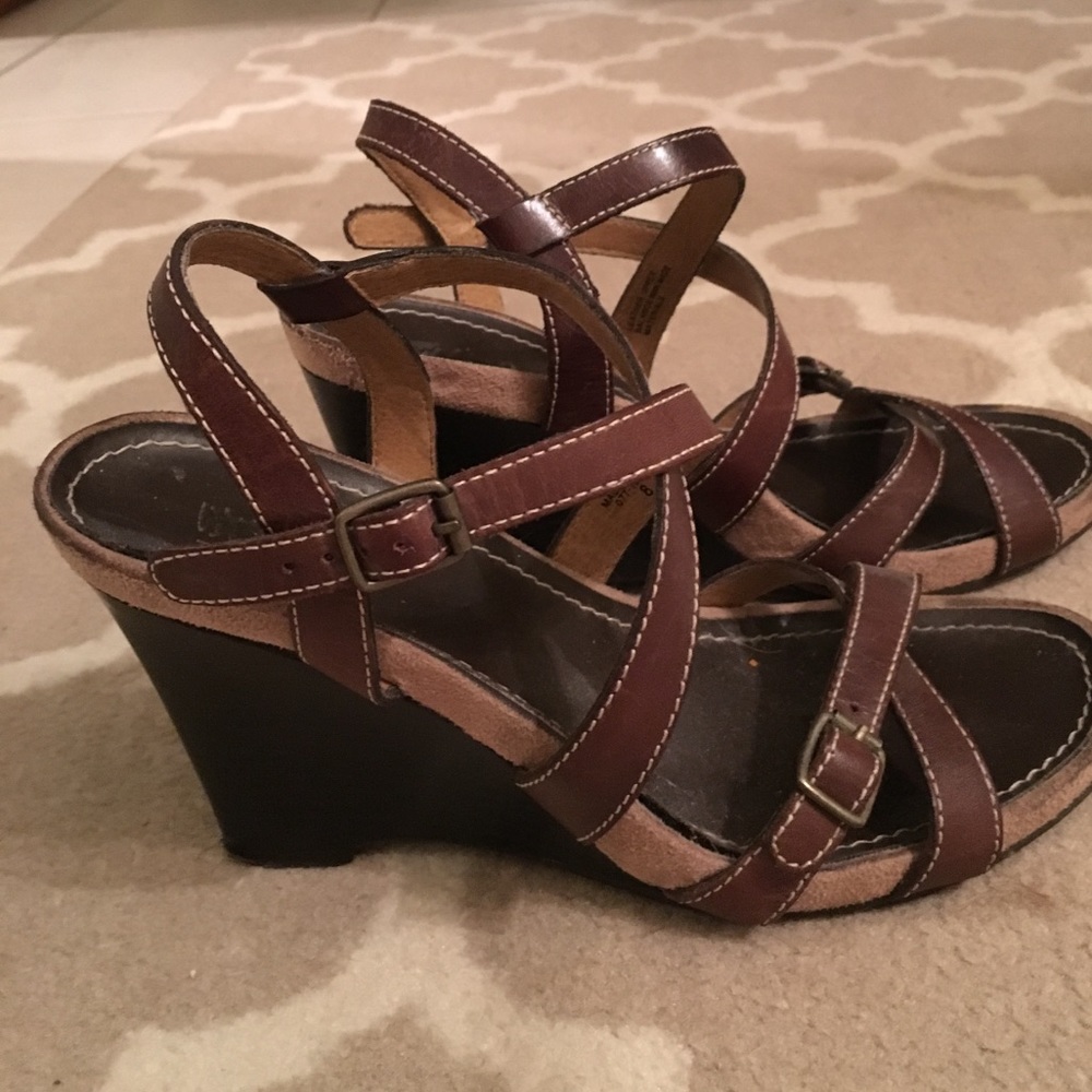 Strappy Brown Wedges Size 8 Mossimo
