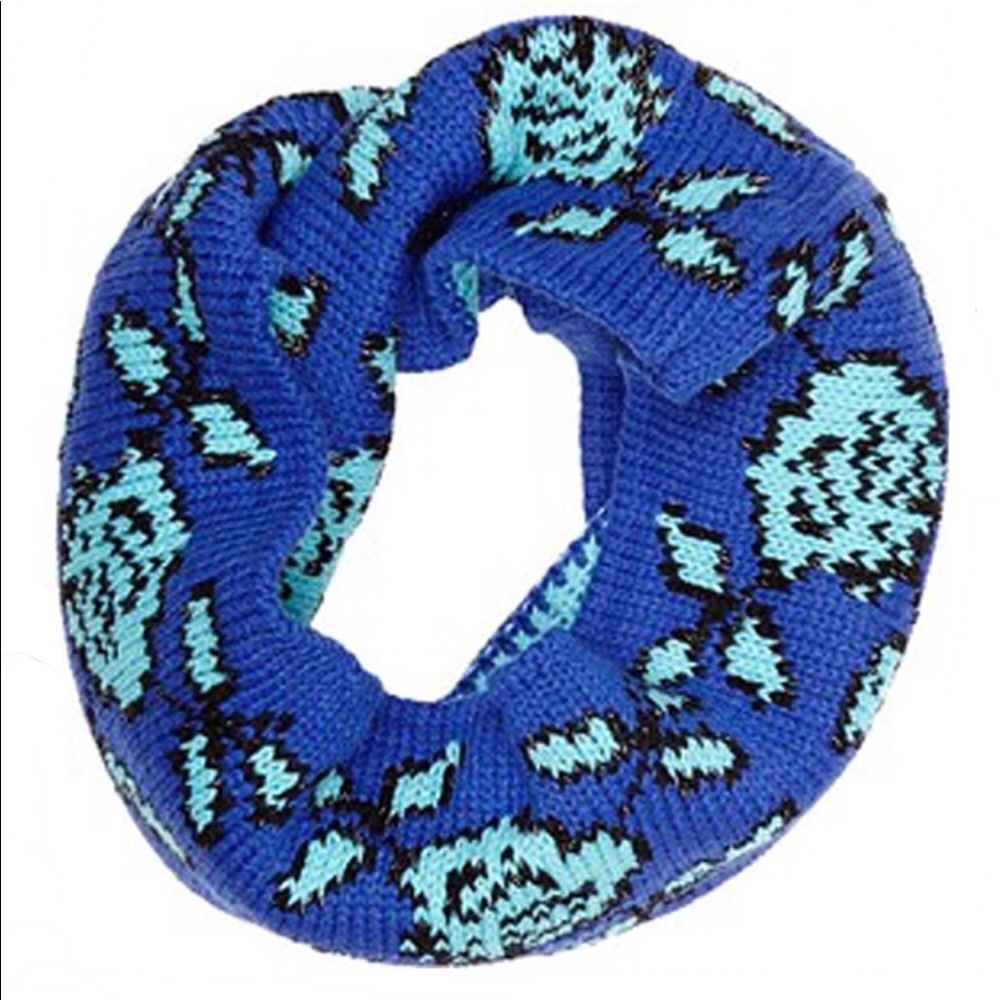 Betsey Johnson infinity scarf