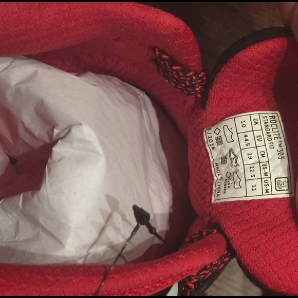 Roclite 305 by Addias Black/Red/DarkRed - Picture 2 of 2