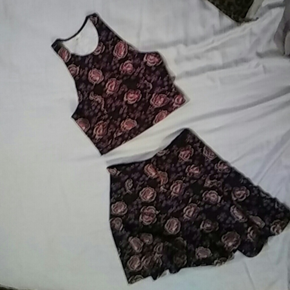 Cute Hollister 2 peice out fit sz sm