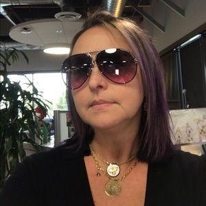 Meet your Posher, Luciana