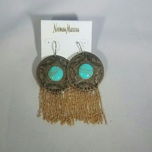 Earring NWT