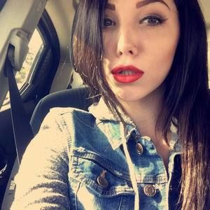 Meet your Posher, Aleena