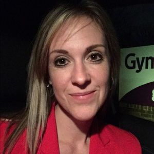 Meet your Posher, Adriana