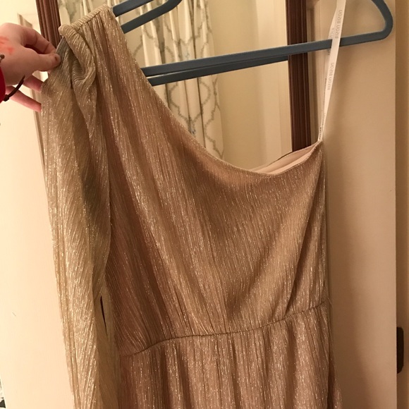 I wore once and didn't have another occasion - Picture 2 of 4