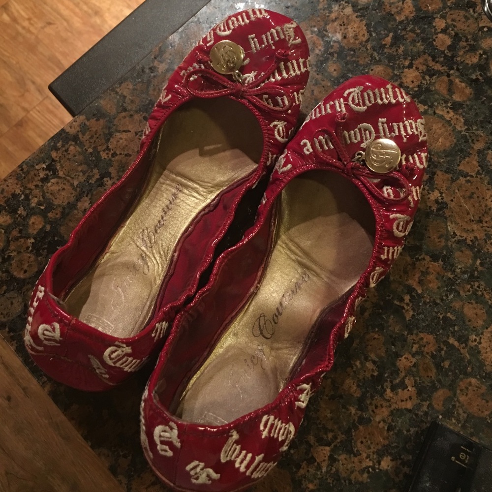 red juicy flats ✨