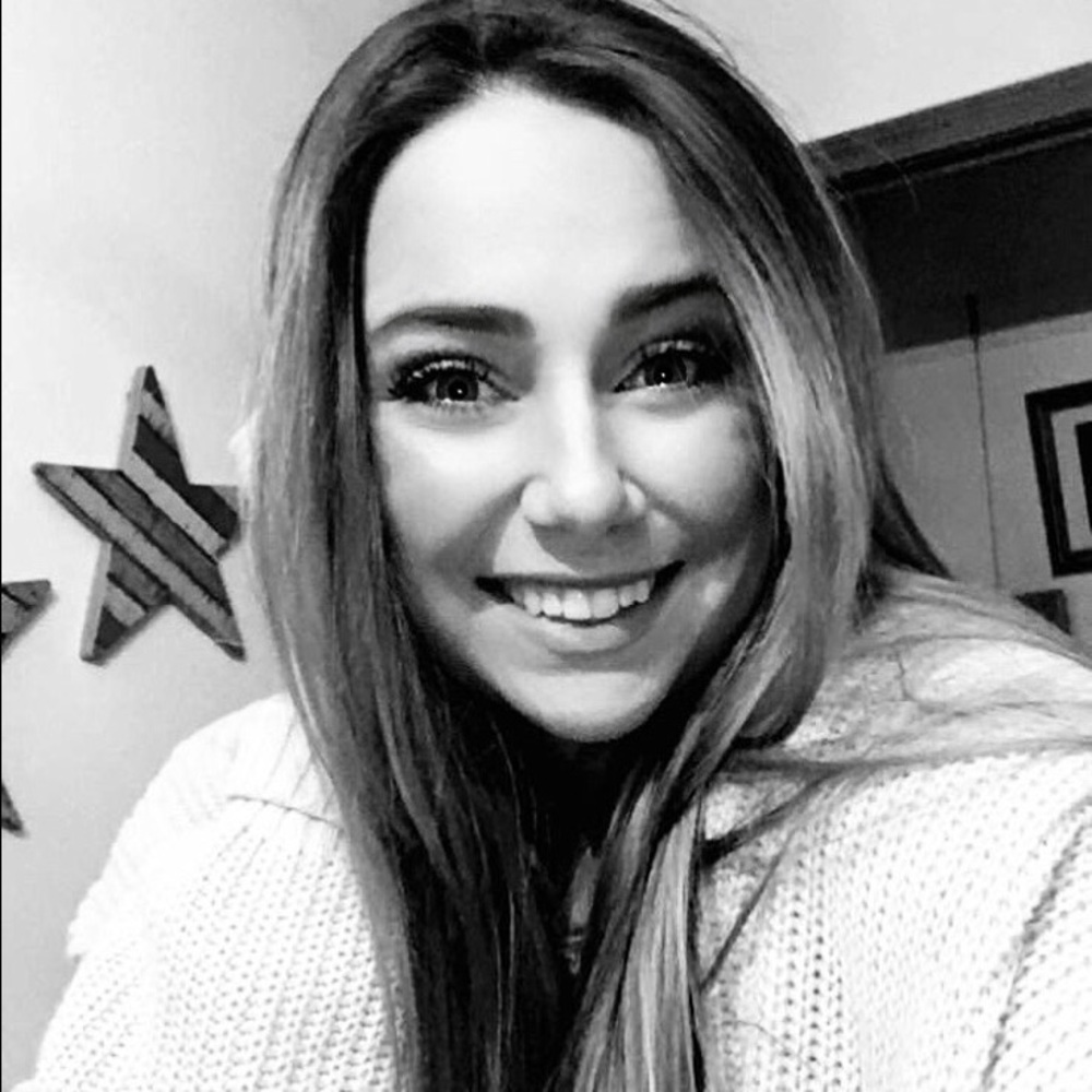 Meet your Posher, Loryn