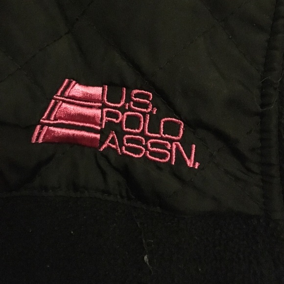 U.S. Polo Assn. Black & Pink Fleece Jacket💕 - Picture 5 of 6