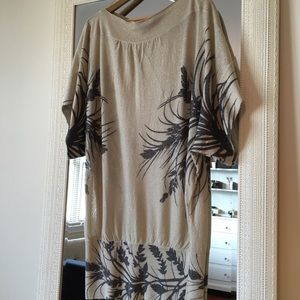 Taroo Gold and Black Sparkly Dress or Shirt 🛍