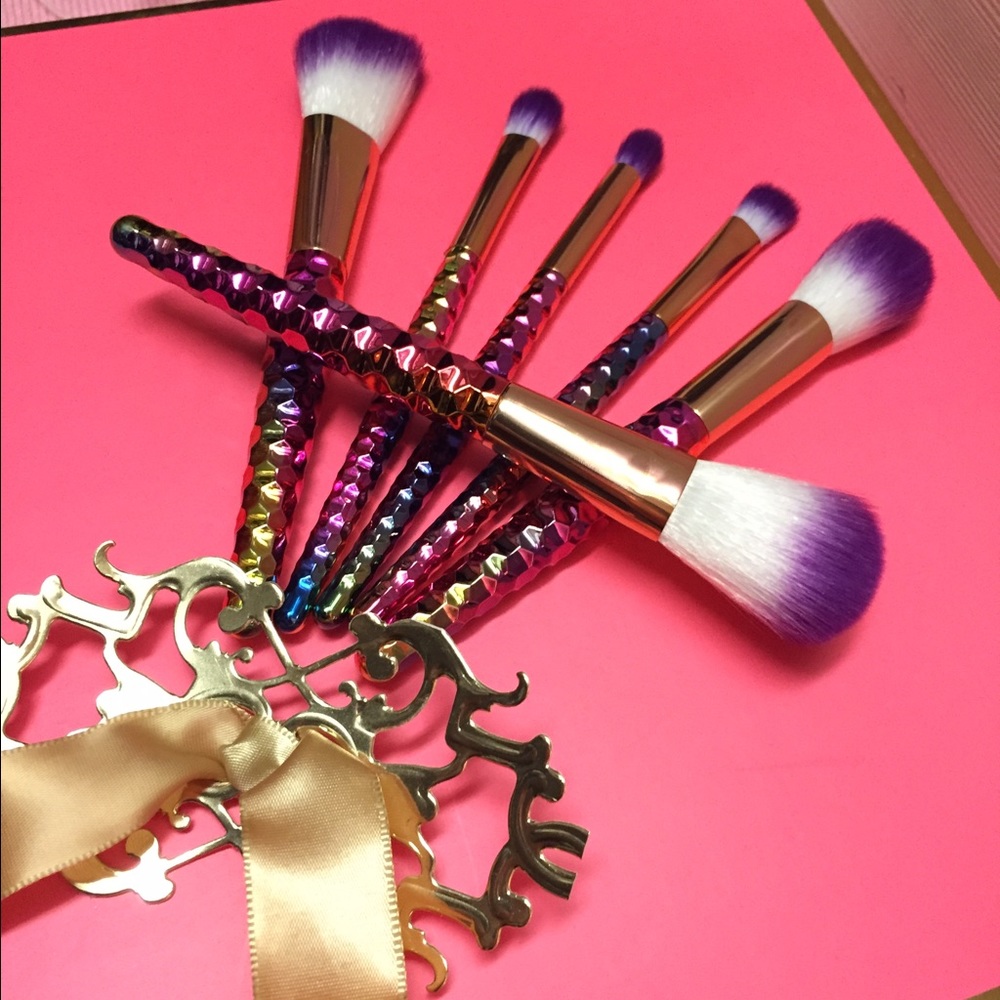 REDUCED!!!!Beautiful Unicorn Makeup Brushes