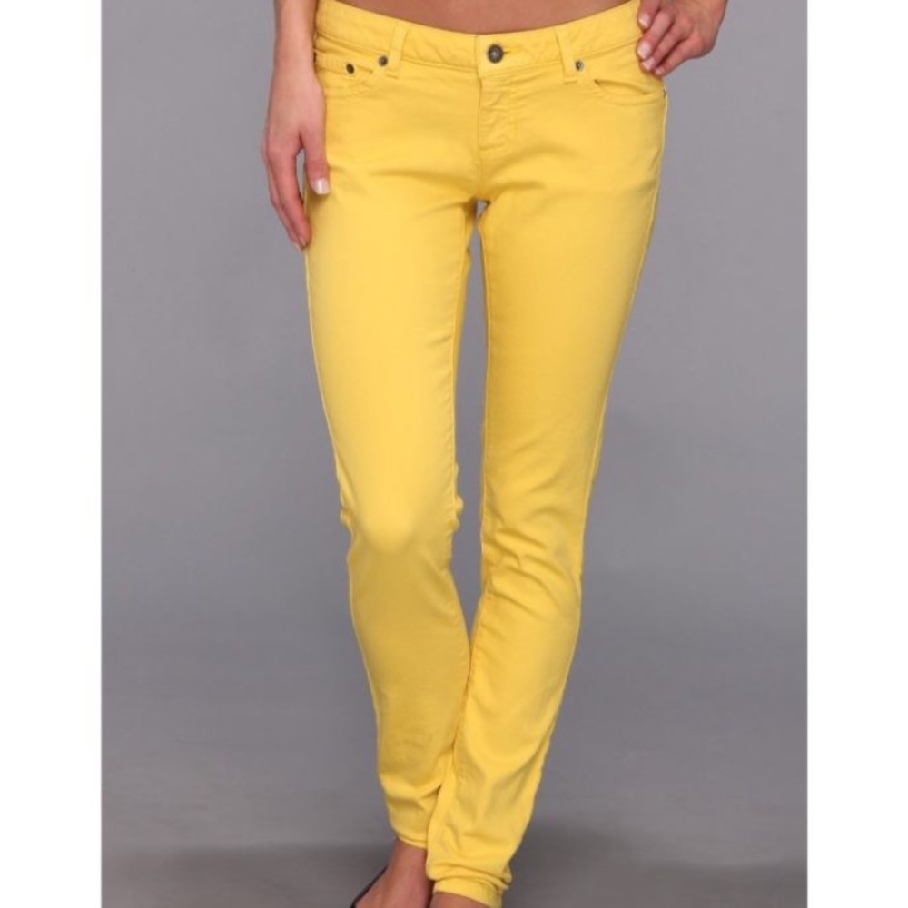 WHITE Women's North Face Valencia jeans