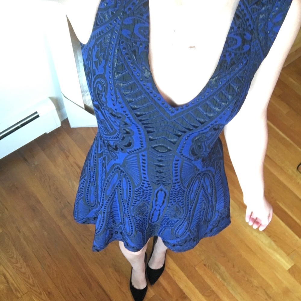 SALE 🛍 BCBG Hannelli Blue & Black Party Dress 🎉