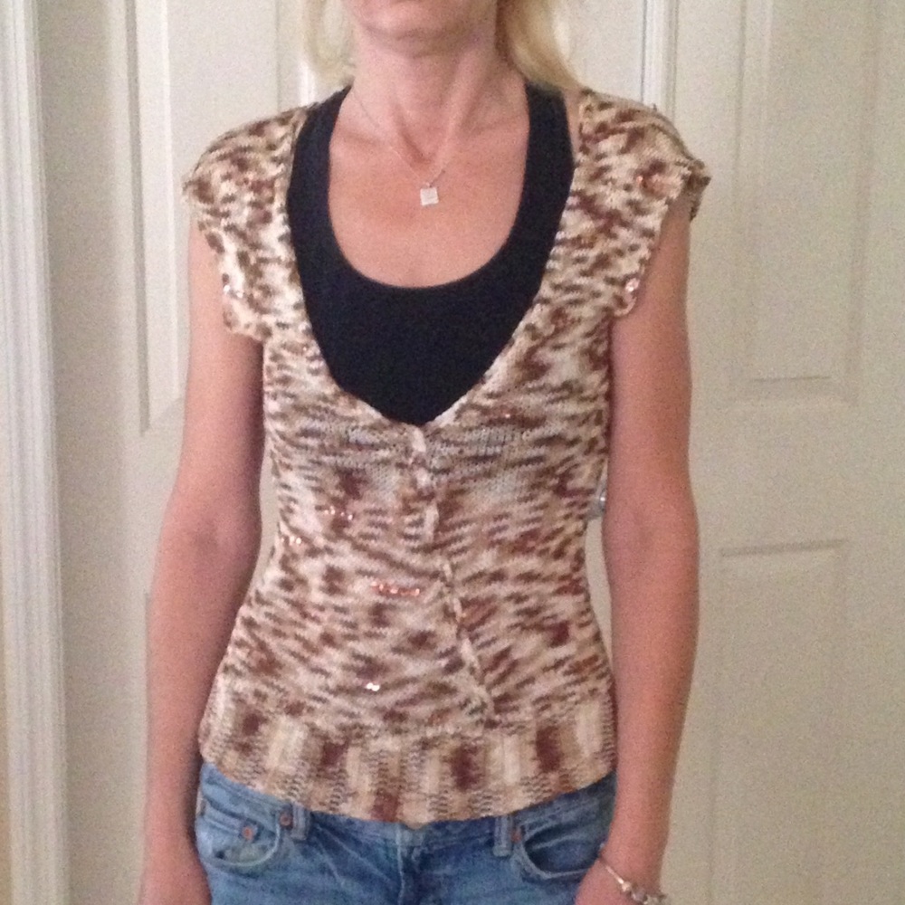 Bebe soft, light sweater top