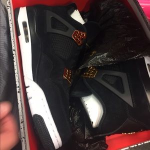 Meet your Posher, Ayman