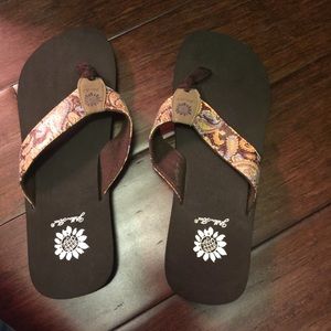 Flip flops