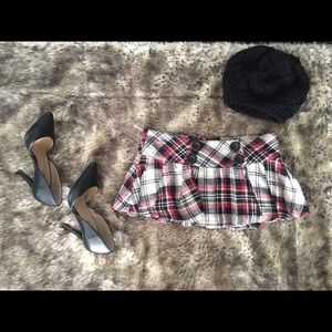 Plaid mini skirt