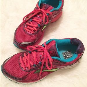 Brooks Adrenaline GTS