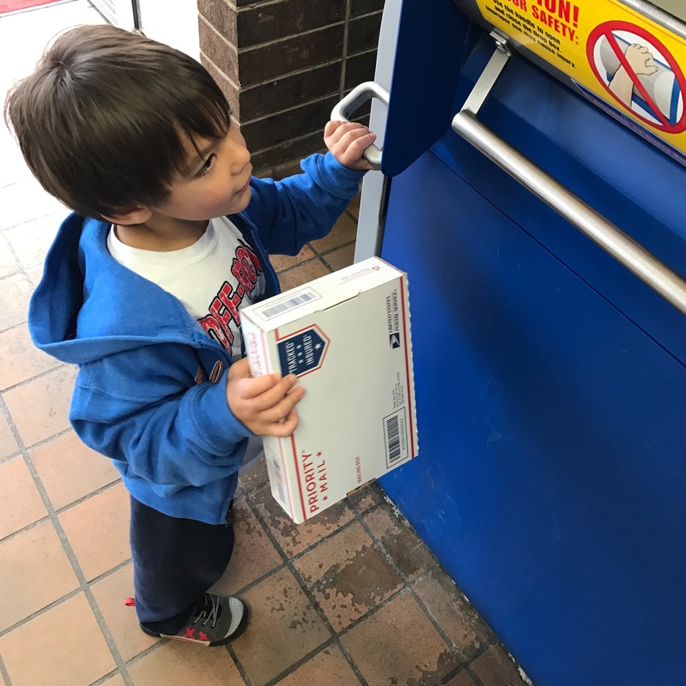 We love sending goodies 📦💞