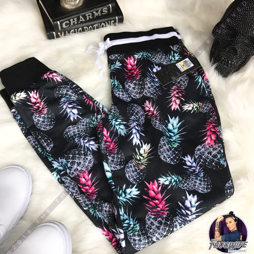 LAST Jessica Simpson pineapple joggers NWT - Picture 2 of 6