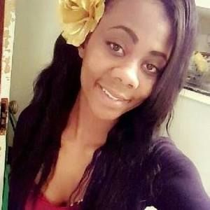 Meet your Posher, Lashae