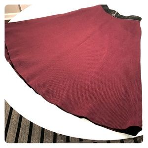 Banana Republic Burgundy Midi Skirt - Size 4