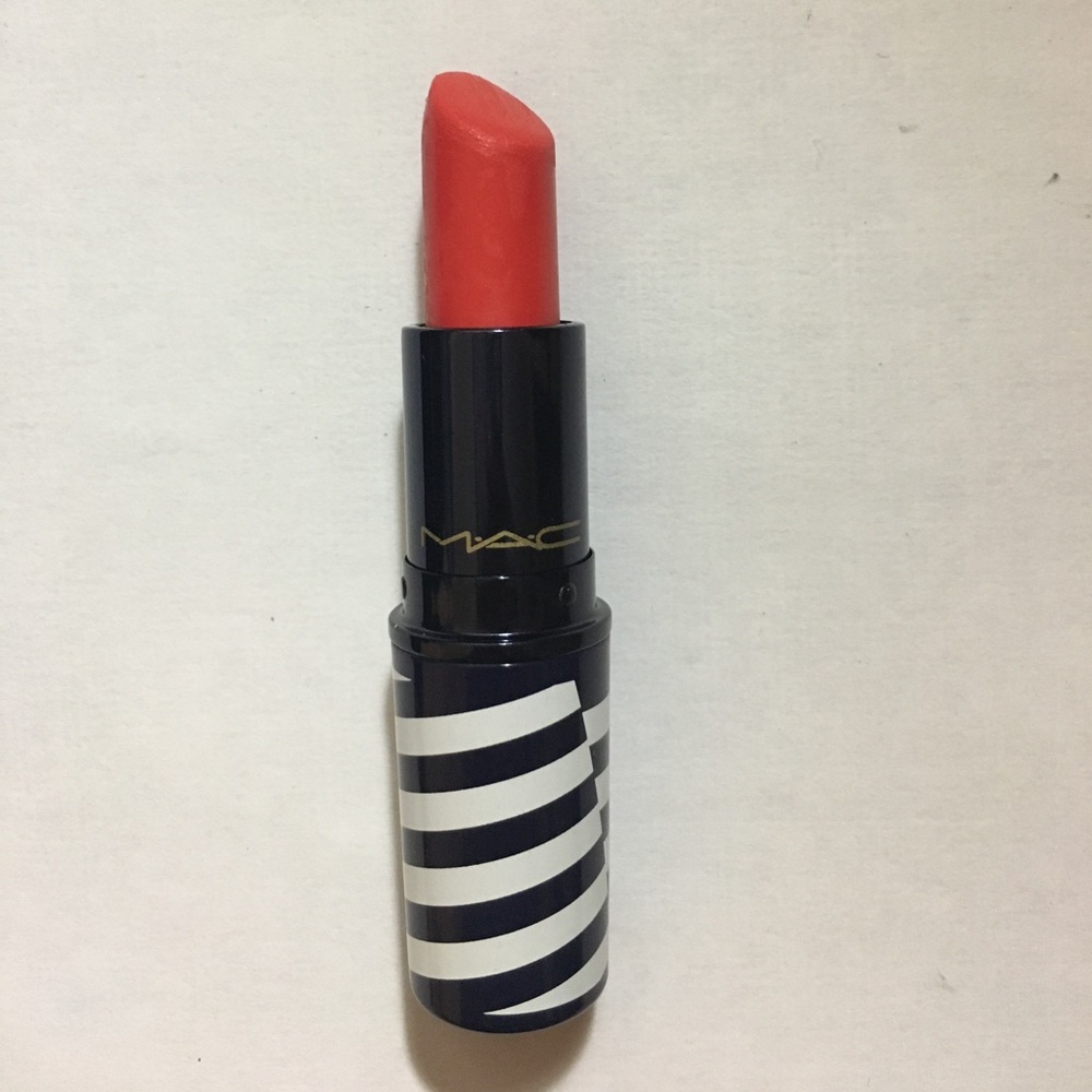 MAC Hey Sailor! - sail la vie