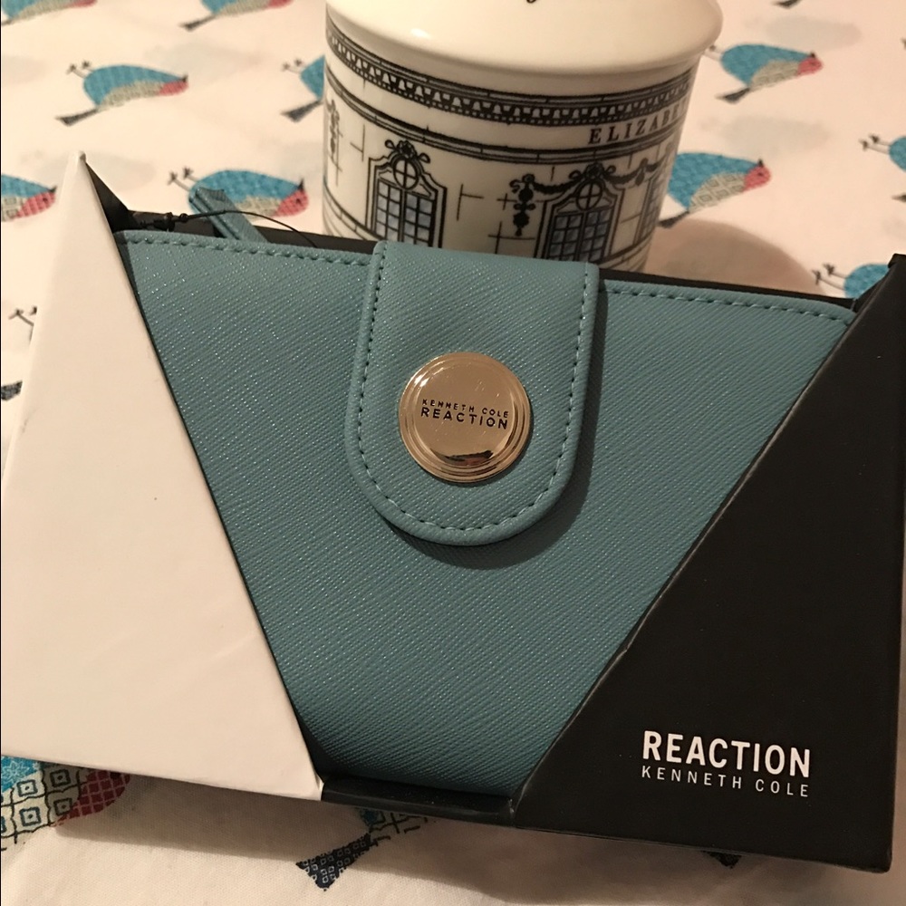 Reaction Kenneth Cole Wallet