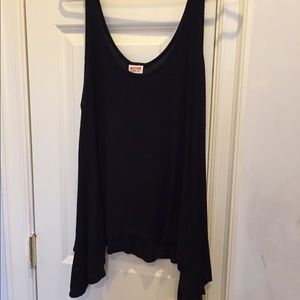 Flowy black tank