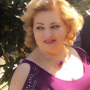 Meet your Posher, Nahid