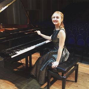 Meet your Posher, Dasha
