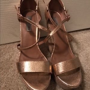 Steve Madden, rose gold wedges