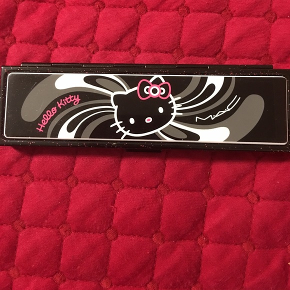 MAC hello kitty collection (authentic) - Picture 2 of 3