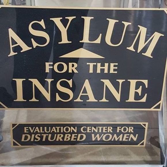 Meet your Posher, Kim - Picture 1 of 1