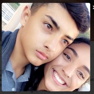 Meet your Posher, Avelina