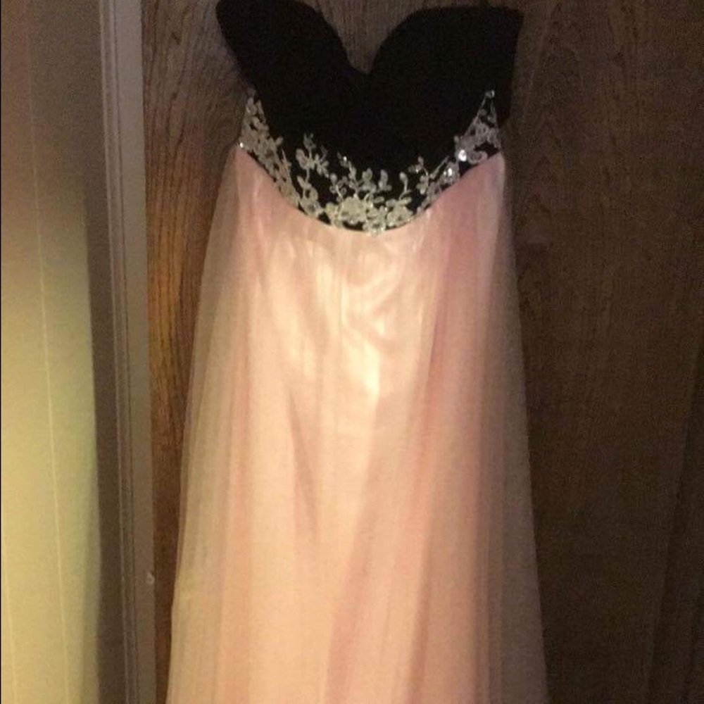 Prom Dress - Picture 2 of 3