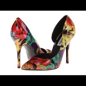 Steve Madden floral pattern d'orsay heel