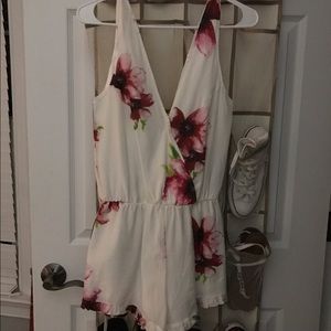 Winston white romper size small