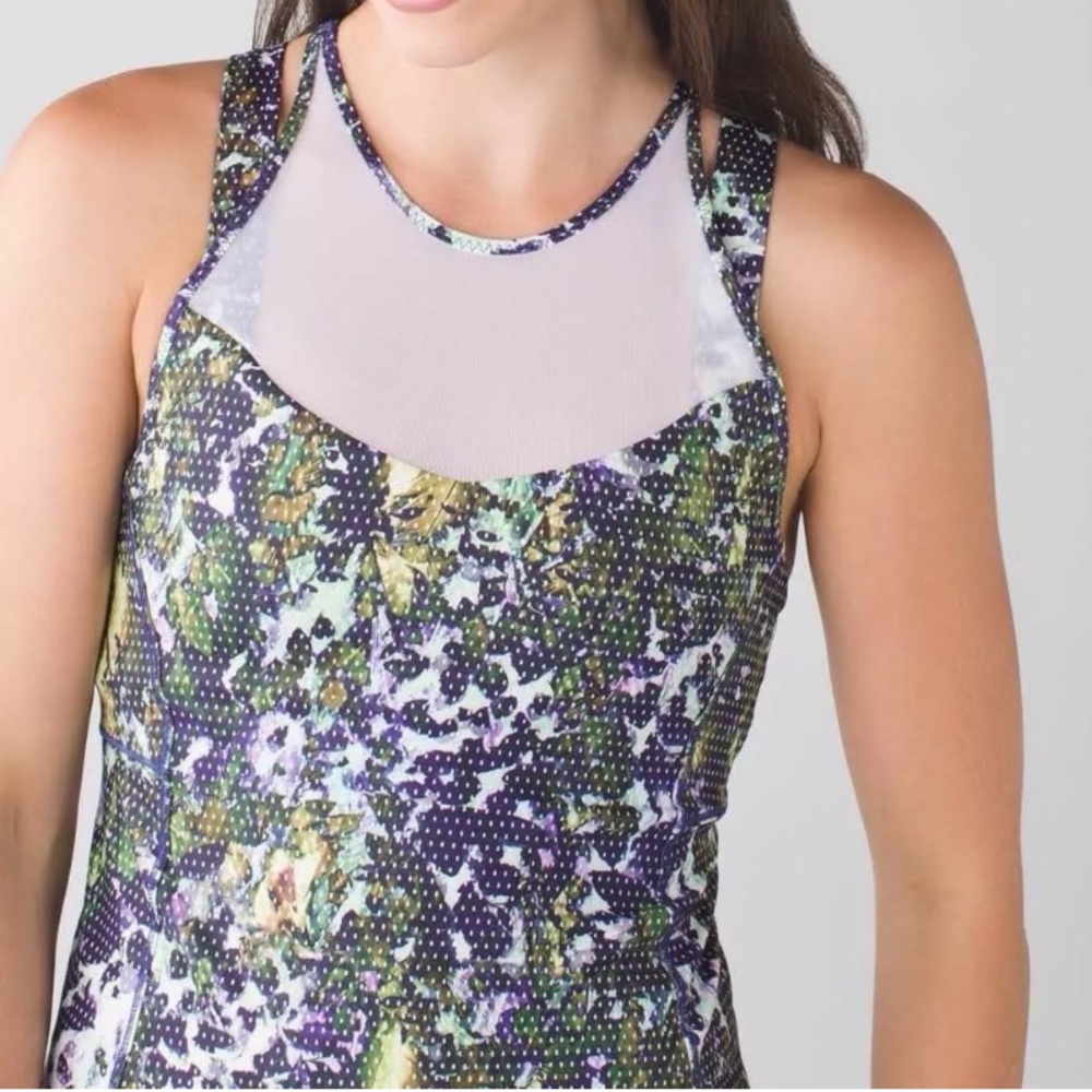 🔥Lululemon running in the city tank🔥 NWT Size 2
