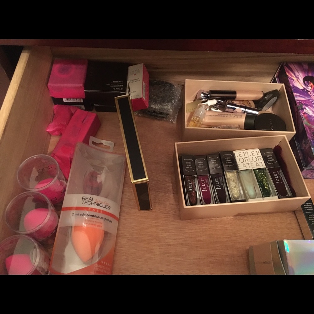 Multiple items without listings yet, will create! - Picture 2 of 4